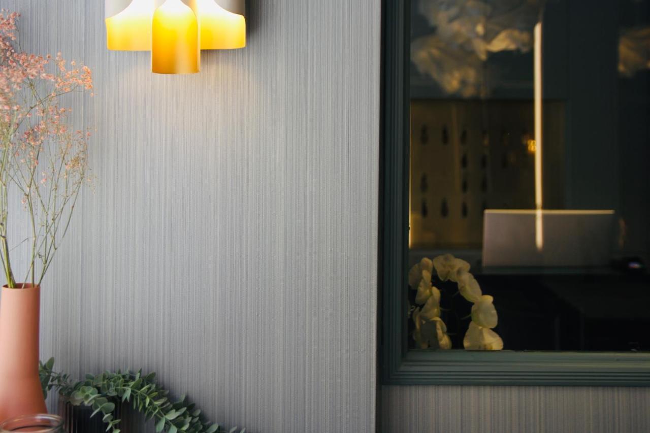 Amadeus Hotel Paris Exteriör bild