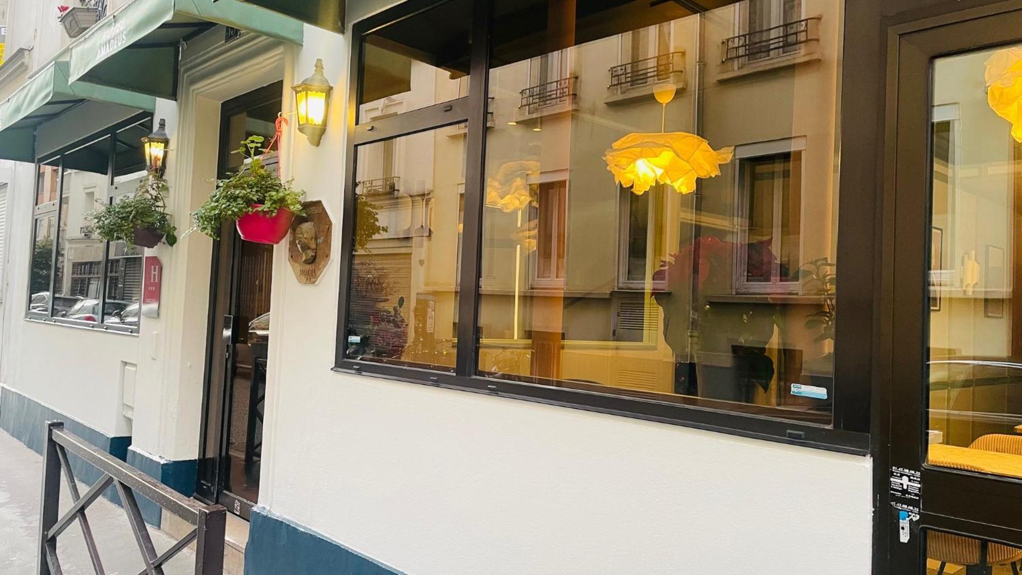 Amadeus Hotel Paris Exteriör bild