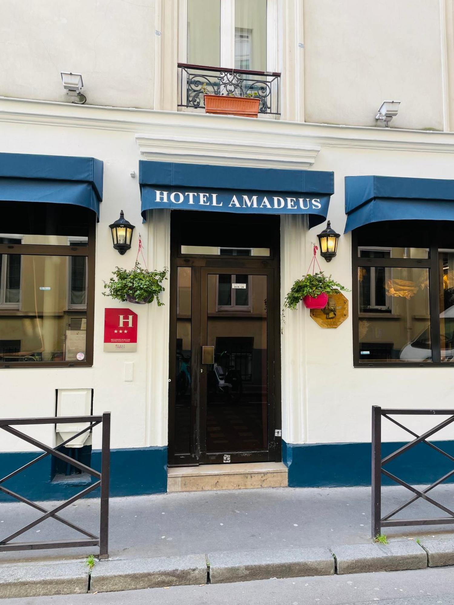 Amadeus Hotel Paris Exteriör bild